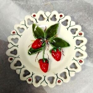 Strawberry Hamging Plate